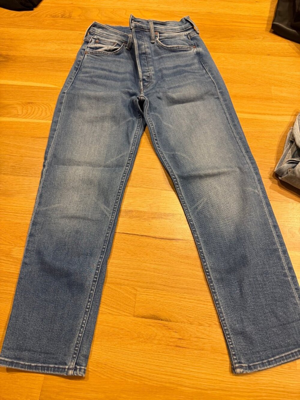 MOTHER The Tomcat Jeans Layover Wash Size 27